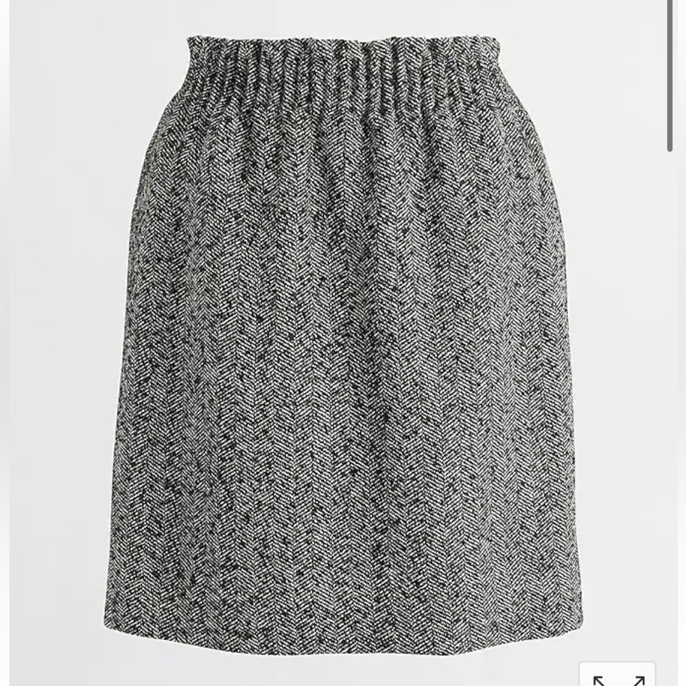 HERRINGBONE SIDEWALK MINI SKIRT NWT